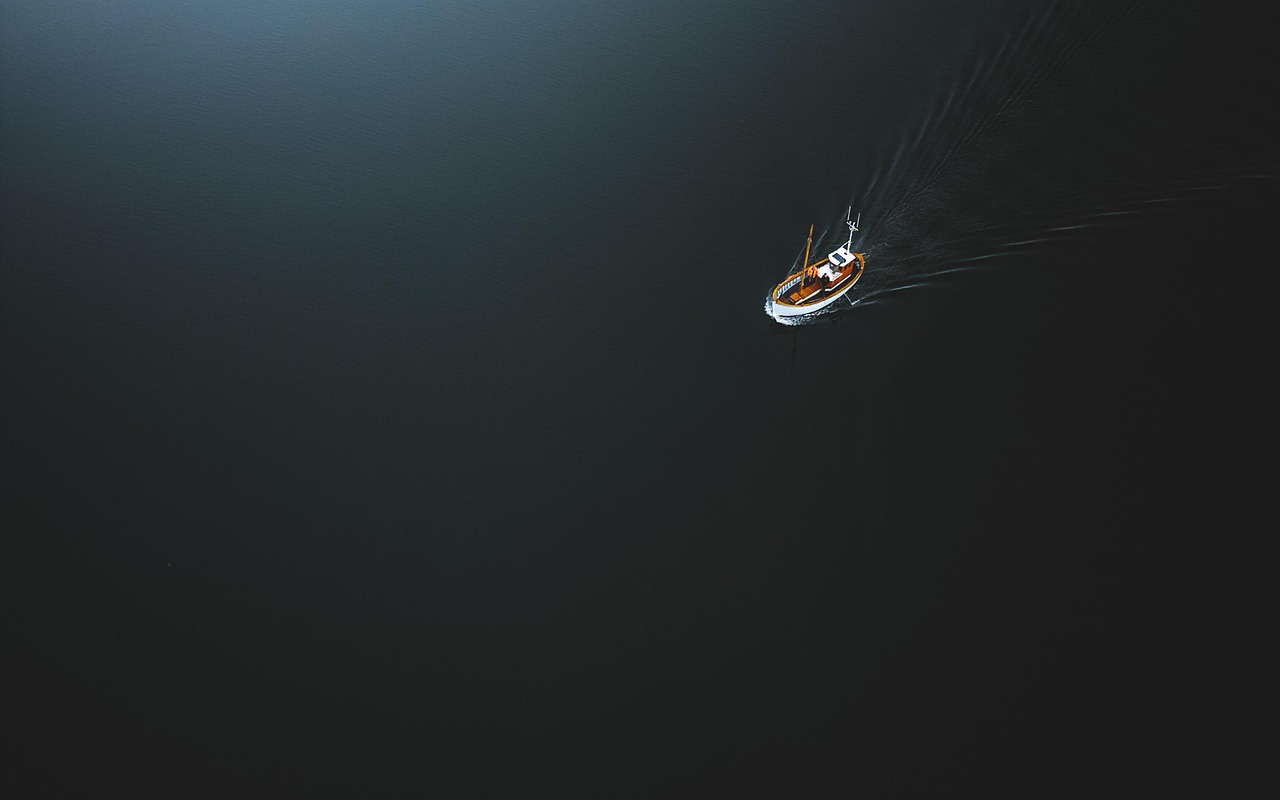 entdecken sie die kraft des minimalismus: reduzieren sie unnötiges, um platz für das wesentliche zu schaffen. erleben sie einfache, klar strukturierte lebensweisen für mehr klarheit und zufriedenheit.