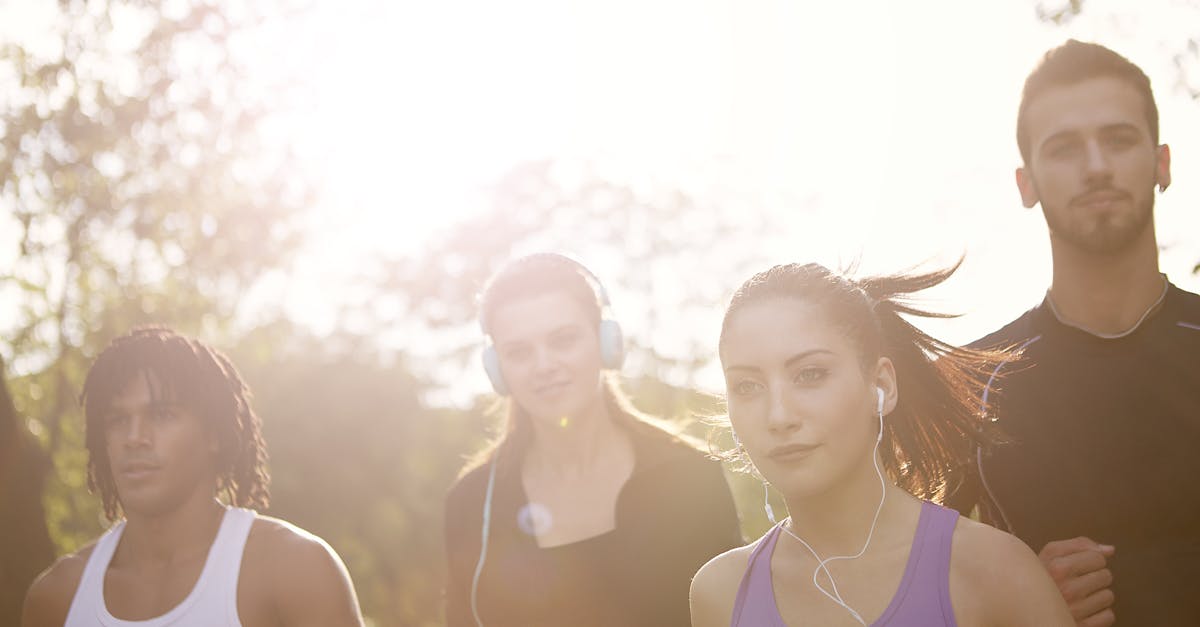 entdecken sie die vorteile des gruppenfitness! verbessern sie ihre gesundheit, steigern sie ihre energie und machen sie neue bekanntschaften in motivierenden gruppensitzungen. egal, ob anfänger oder fortgeschrittener, unsere kurse bieten etwas für jeden!